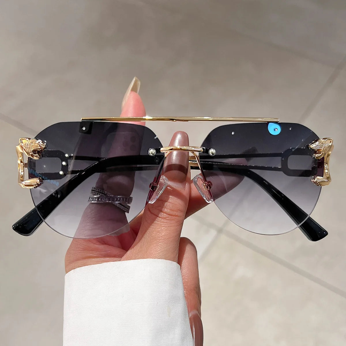 Lunettes de Soleil Sans Monture Femme – Luxe & Tendance
