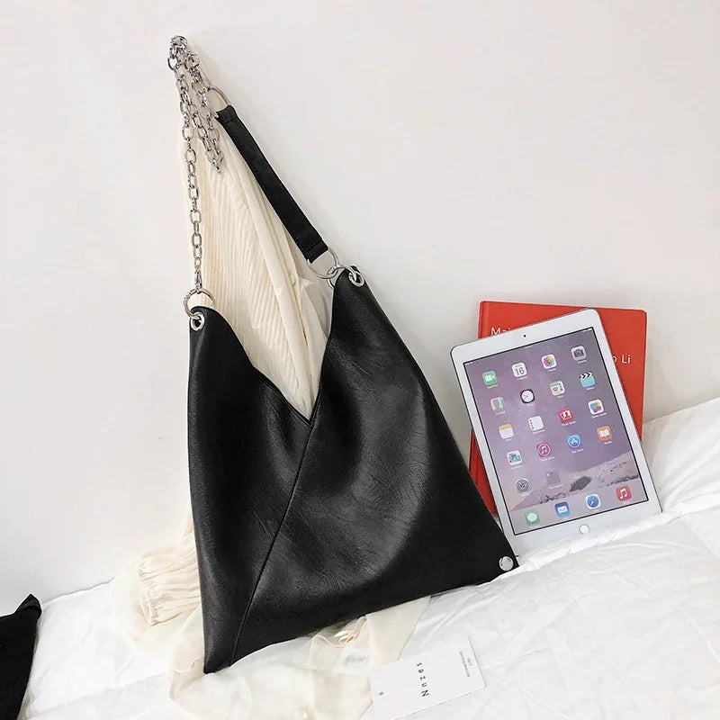 ✨ Le sac parfait pour les femmes élégantes !


✔ Grande
